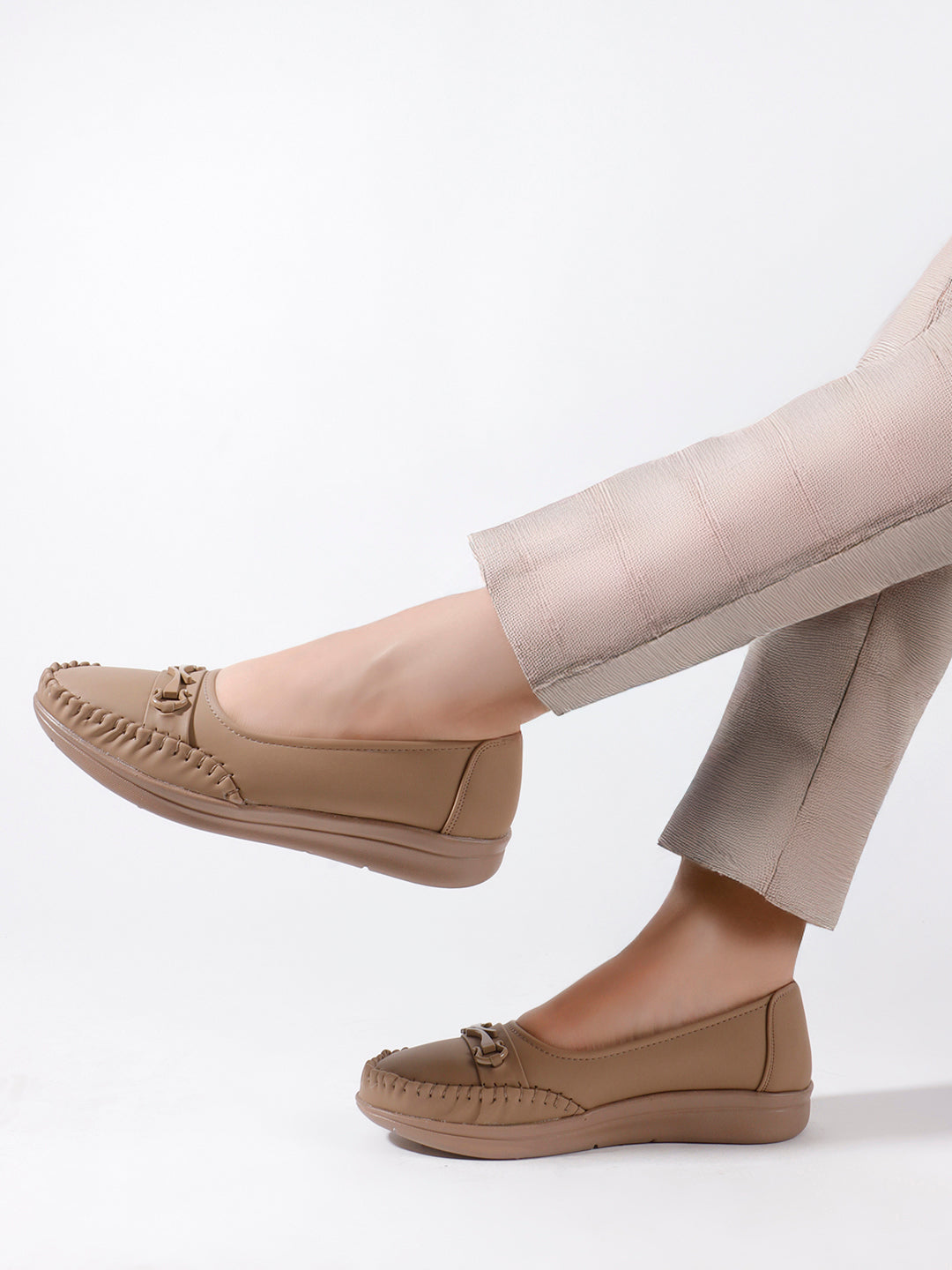 SHOECUBE COMFY 102 Tan Loafers - Back