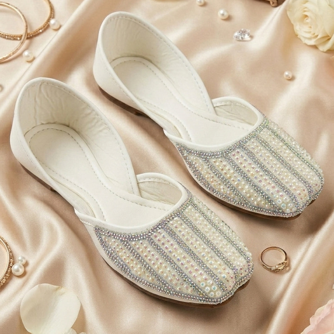 Planet Walk RANI 2137 White Flats - Main