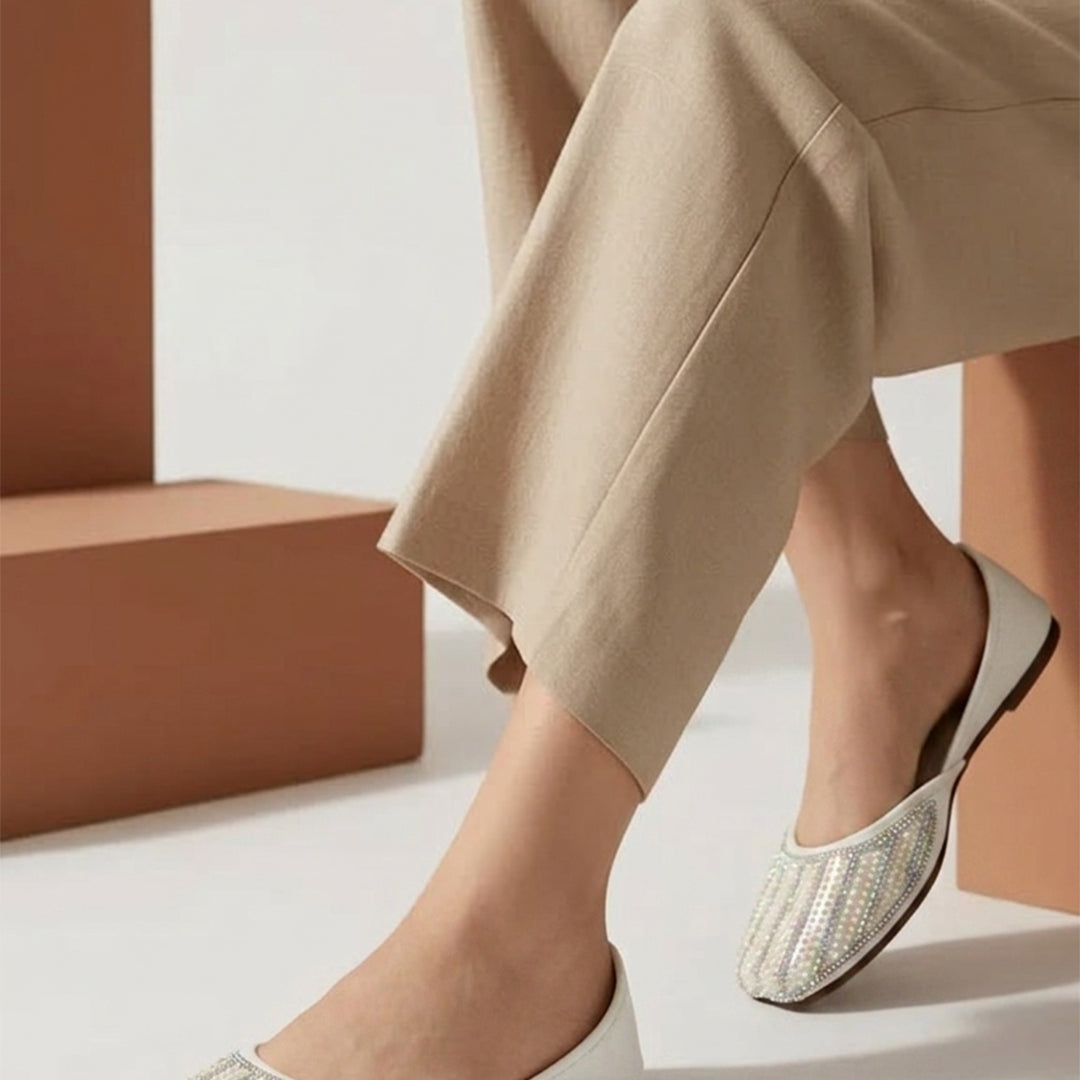 Planet Walk RANI 2137 White Flats - Side