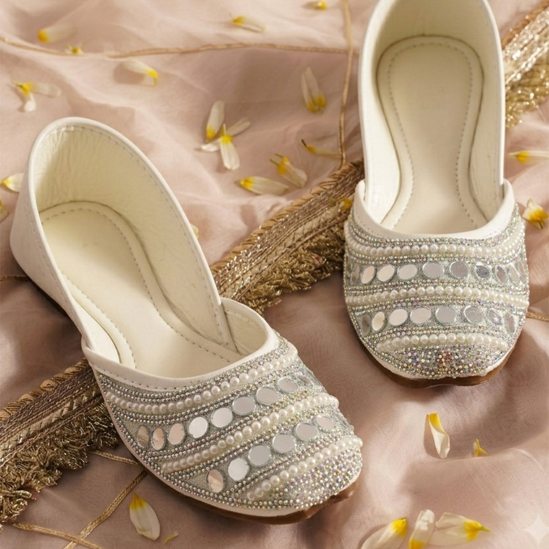 Planet Walk HEER 2116 White Flats - Main