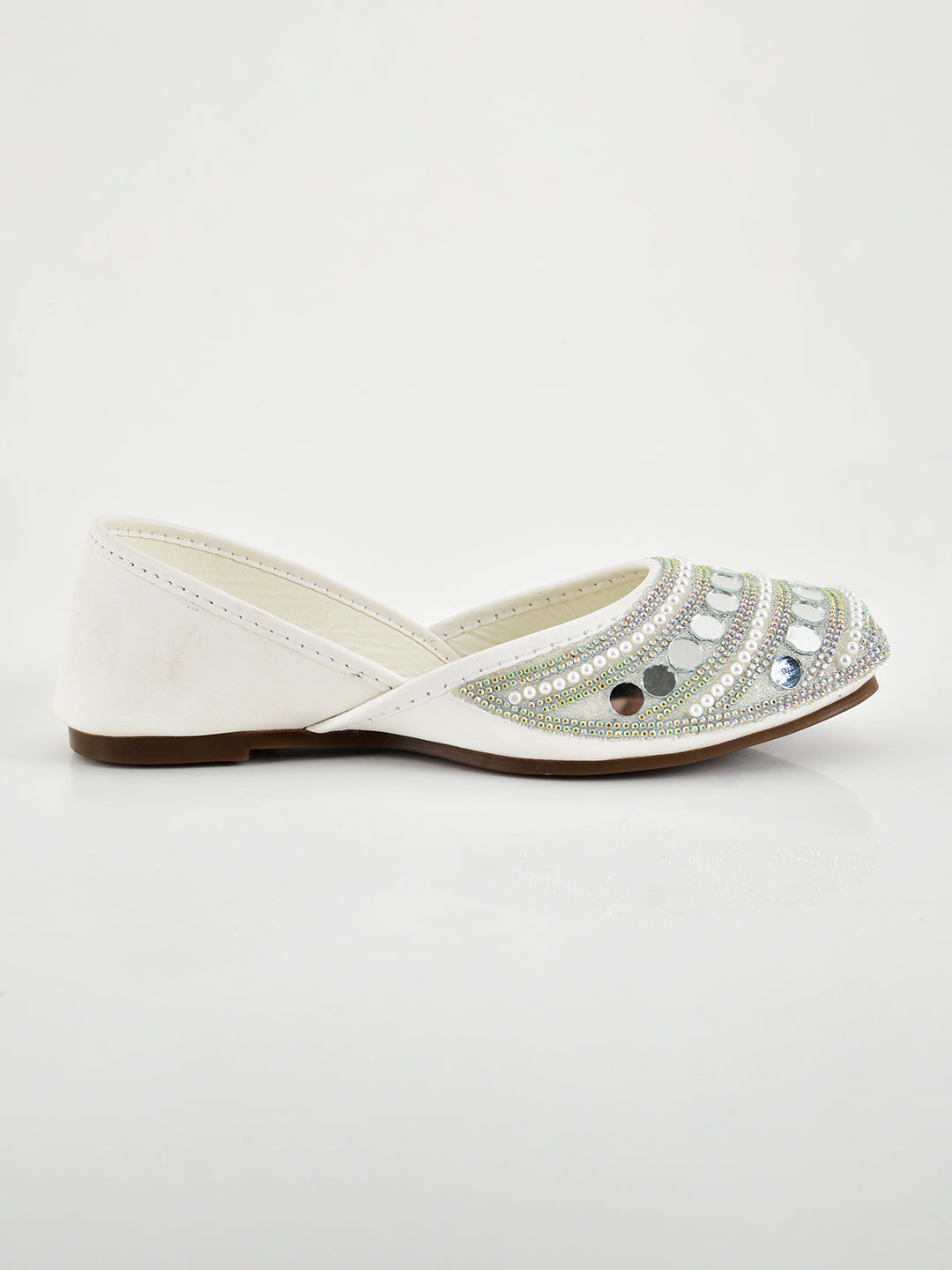 Planet Walk HEER 2116 White Flats - Lifestyle