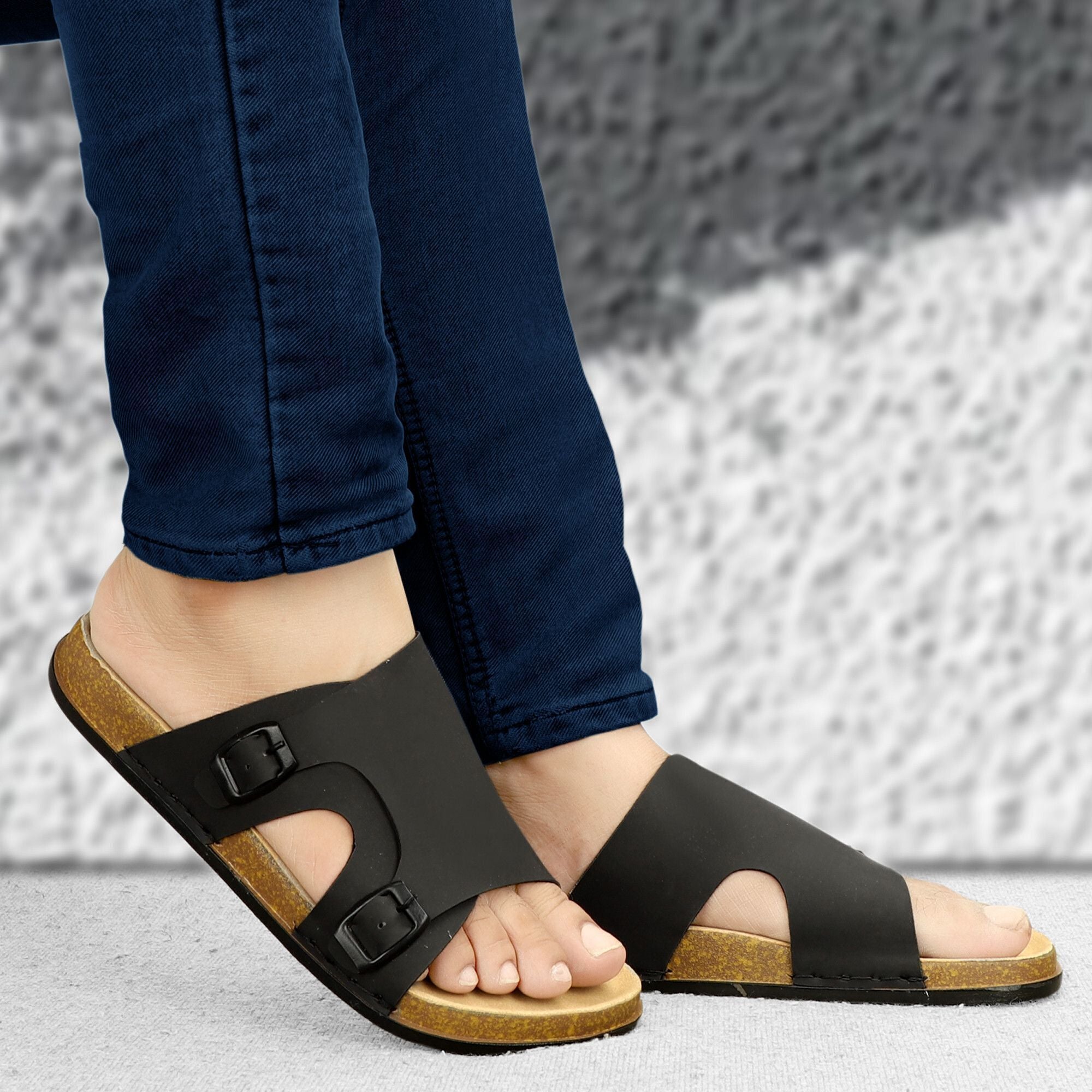 Planet Walk FCOVER Black Sandals - Side
