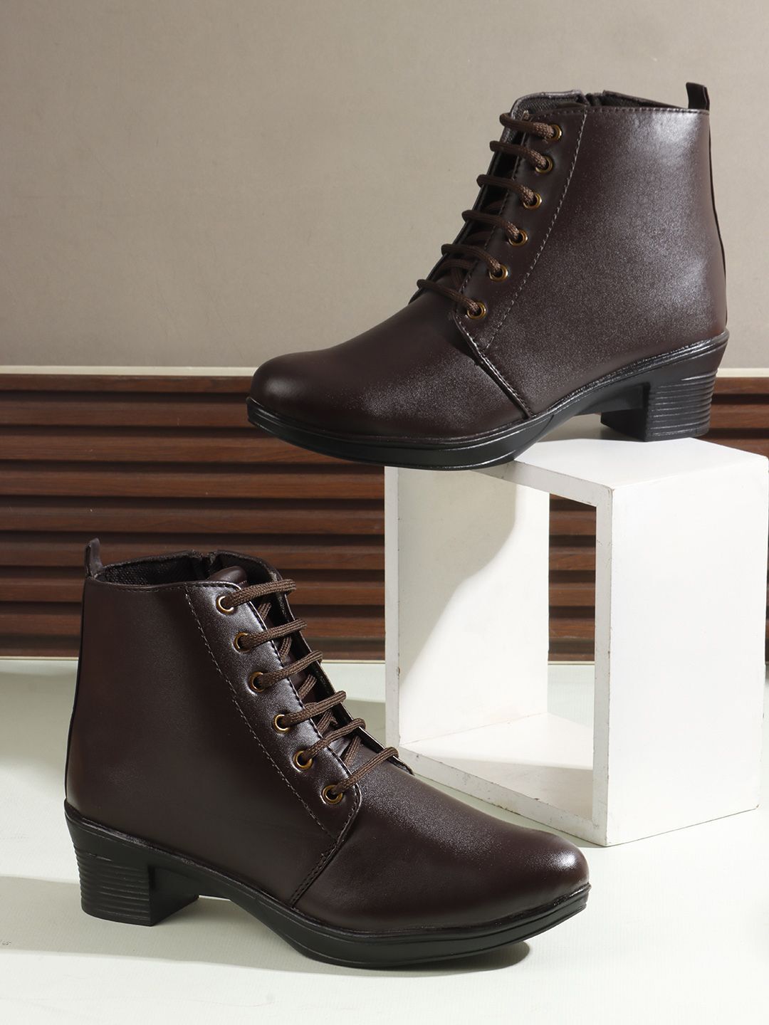 Planet Walk 1898 Brown Boots - Main