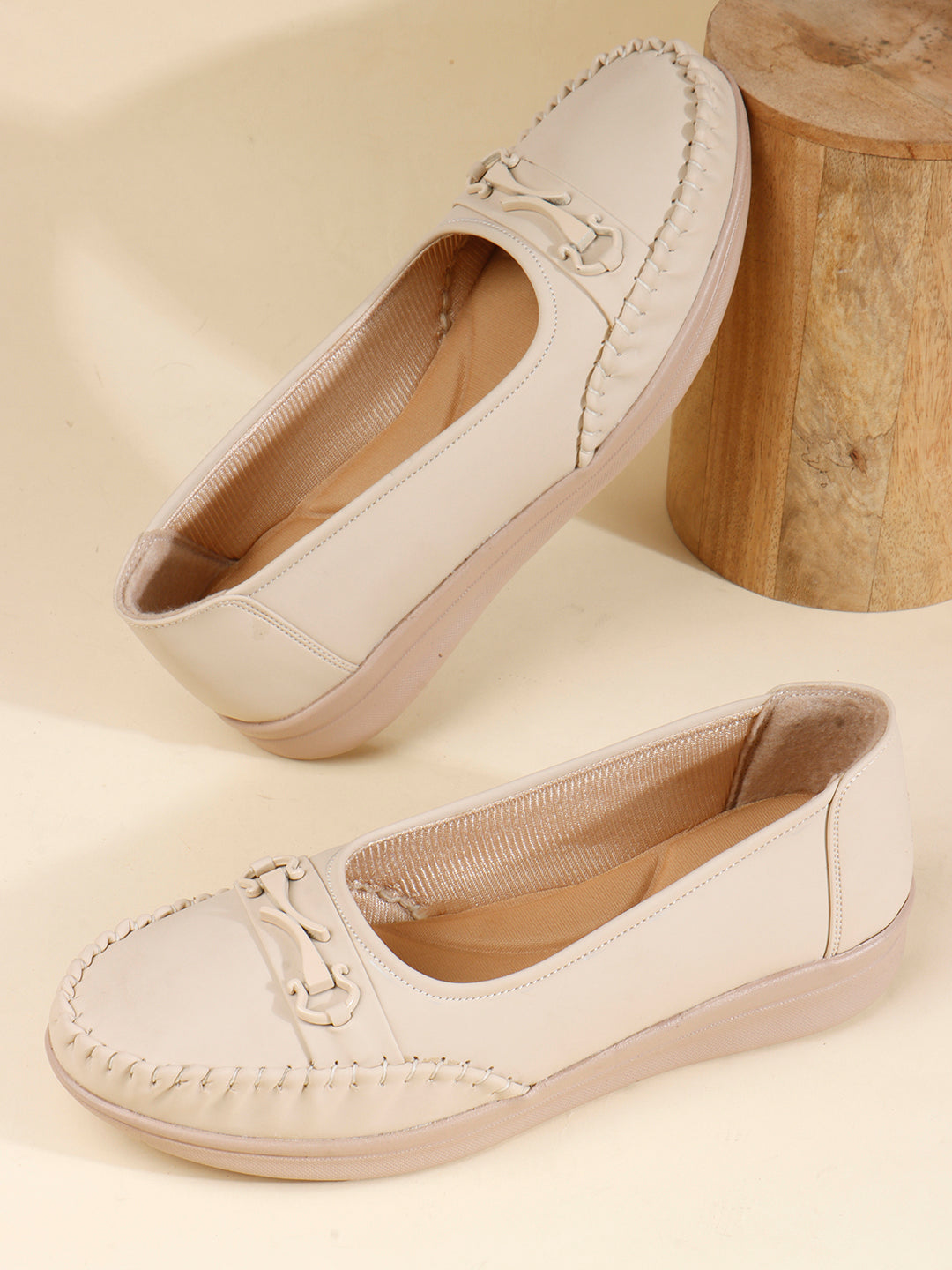 SHOECUBE COMFY 102 Cream Loafers - Side