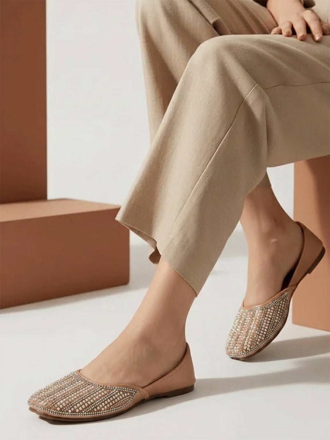 Planet Walk RANI 2137 Peach Flats - Side