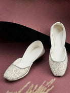Planet Walk TARA 2138 White Flats - Main