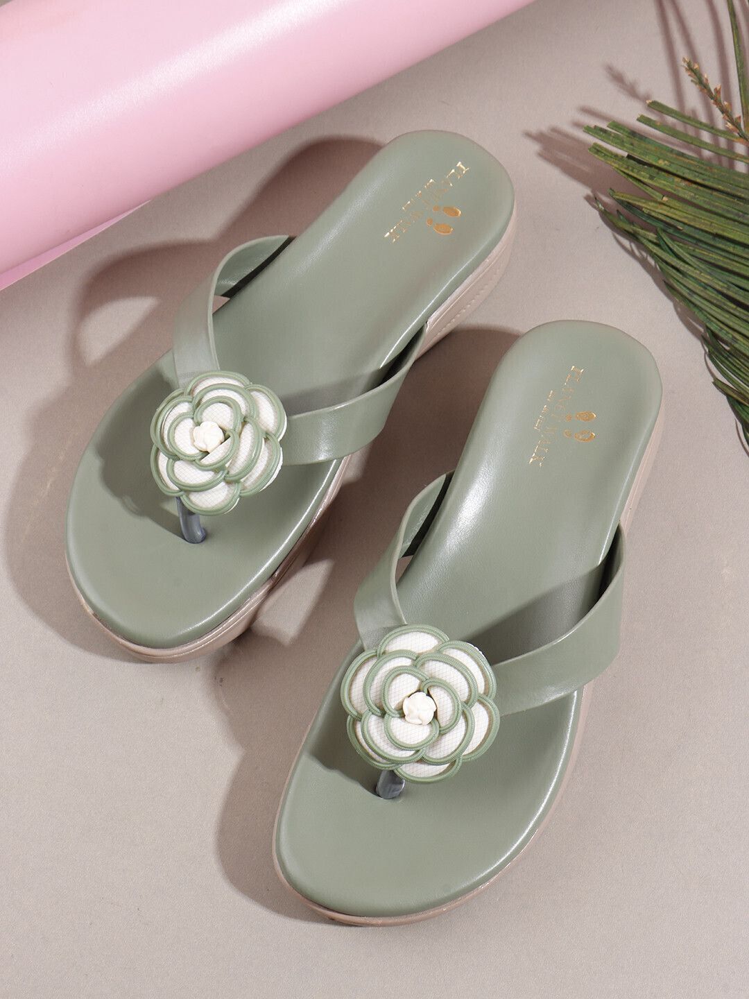 Planet Walk F219 Green Heels - Main