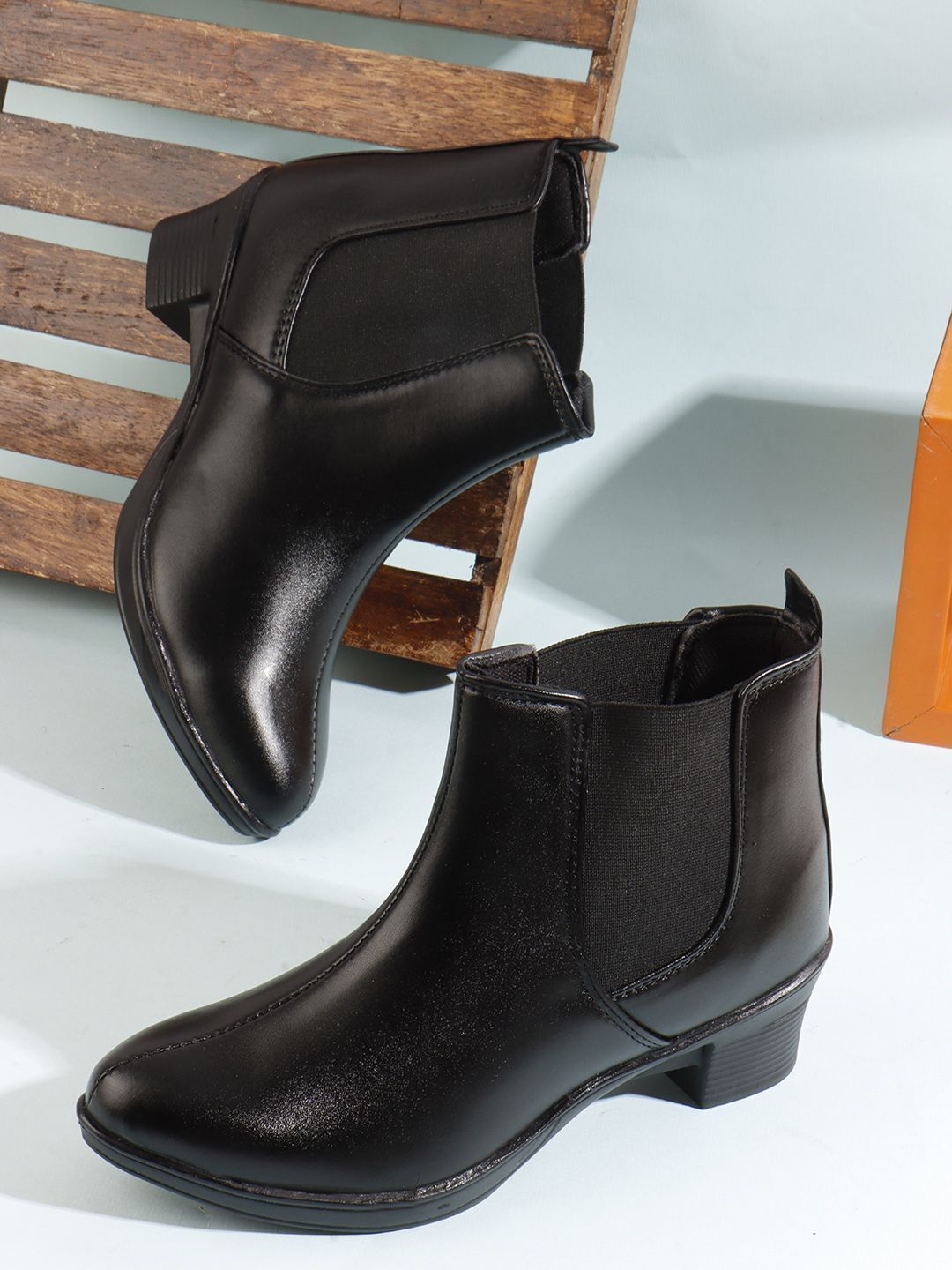 Planet Walk 1927 Brown Boots - Main