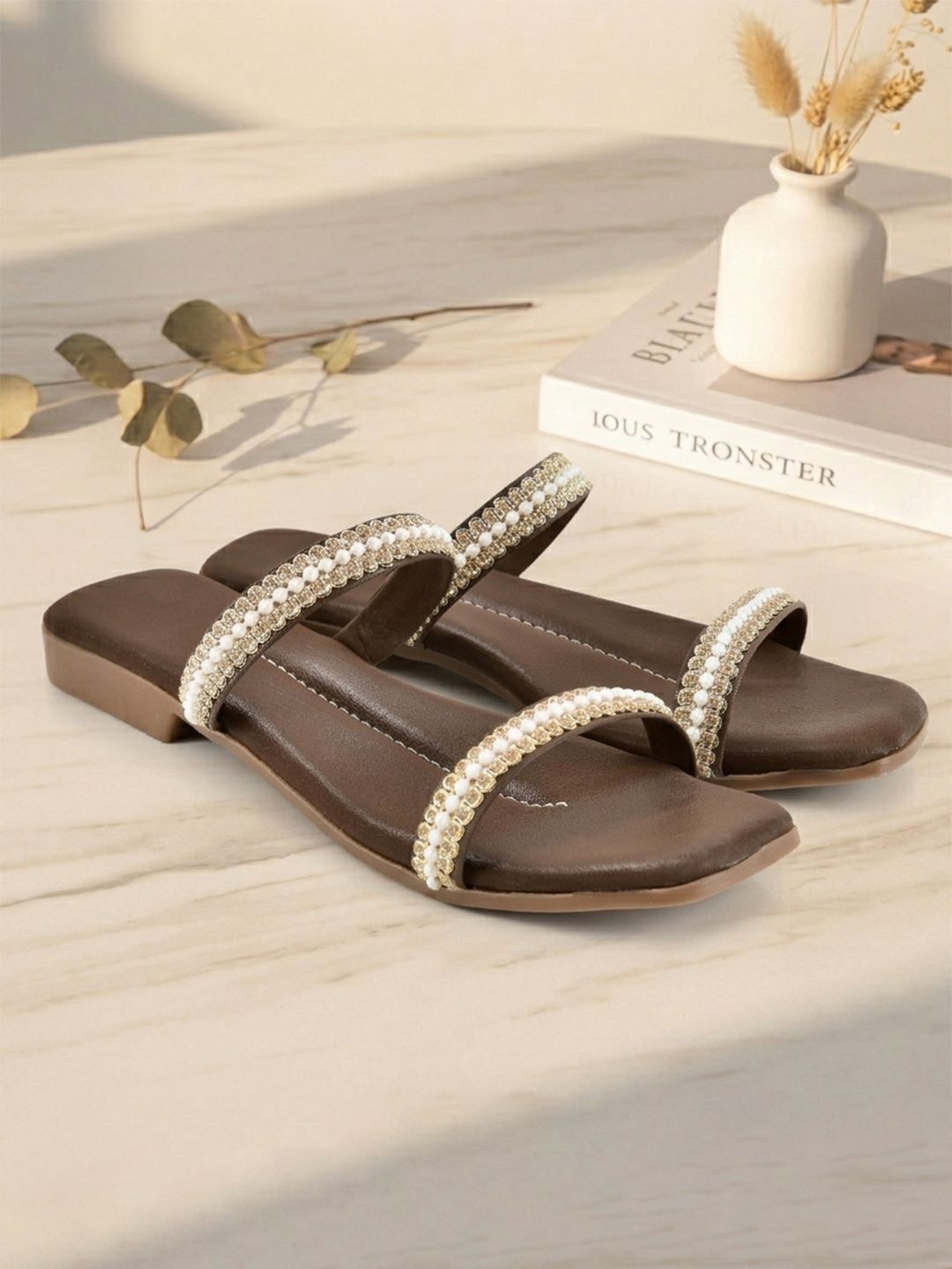Planet Walk PEARL 2168 Brown Flats - Main