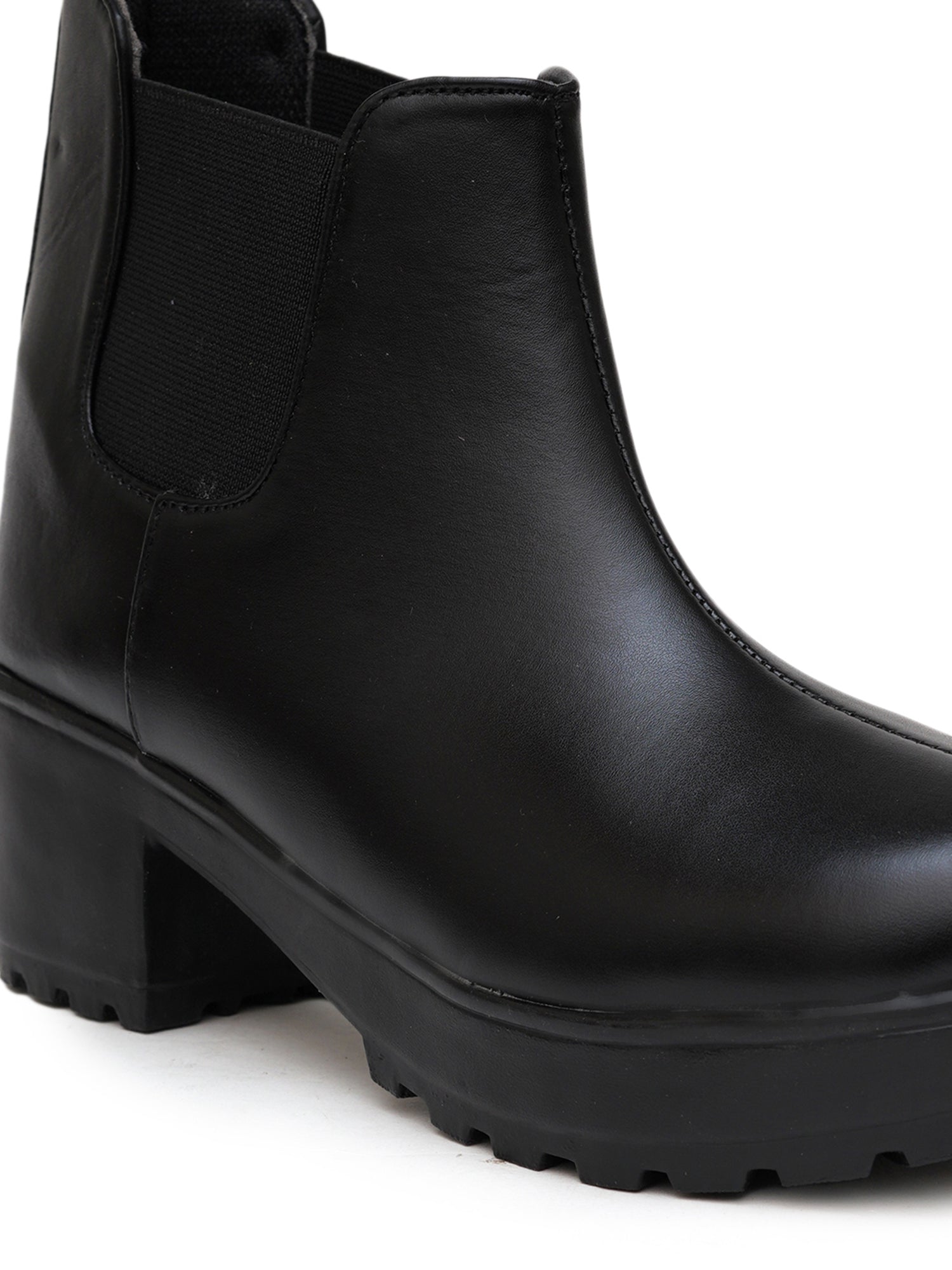 Planet Walk 250924 1 Women's Ankle Boots - Black view 2
