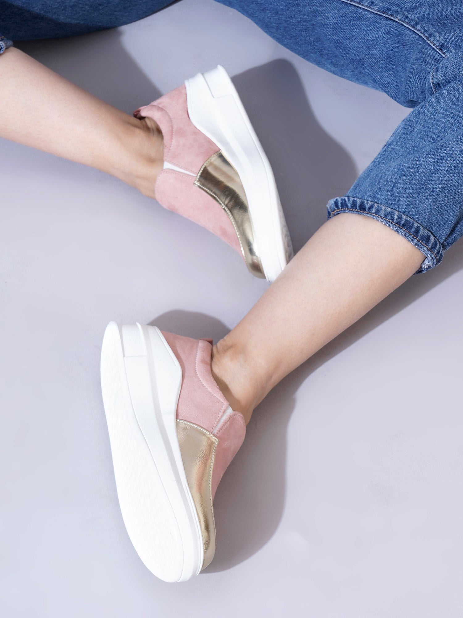 Planet Walk Gud Women's Sneakers - Peach