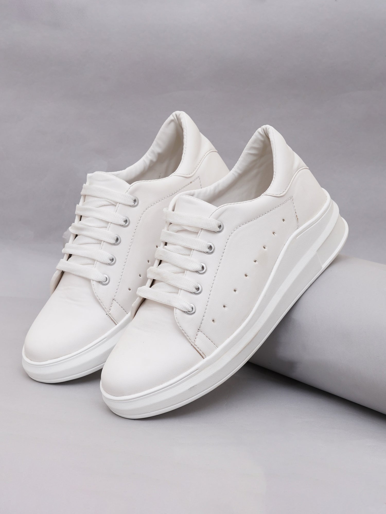 Planet Walk Cham Women's Sneakers - White